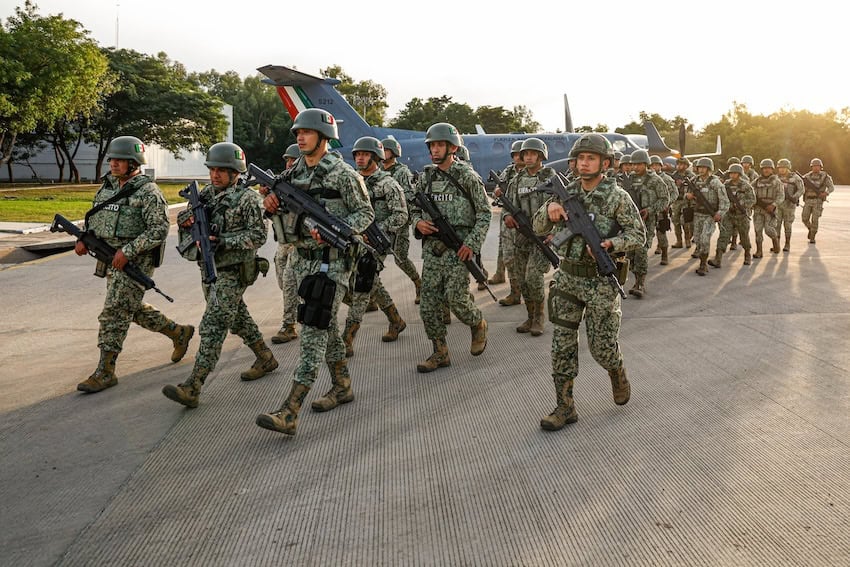 El gobierno envía 1,600 soldados a Sinaloa tras el ataque a legisladores
