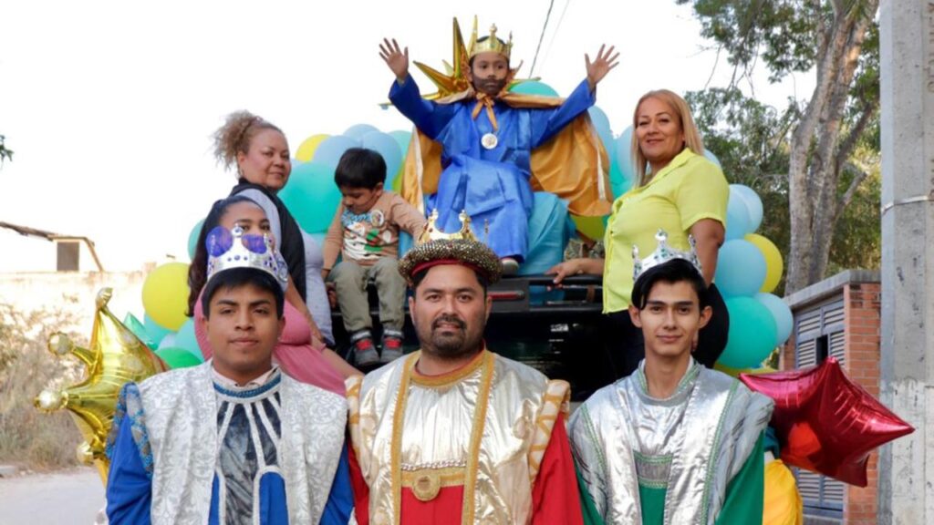 Feria Mágica en Puerto Vallarta: DIF Municipal festeja a más de mil niños.