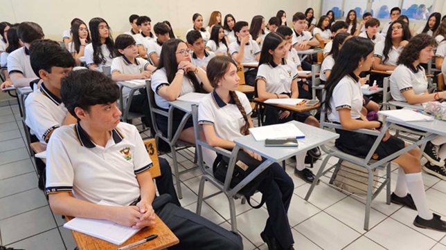 La Facultad de Historia de la UAS impulsa el conocimiento en preparatorias y otros subsistemas para despertar el interés en esta disciplina.