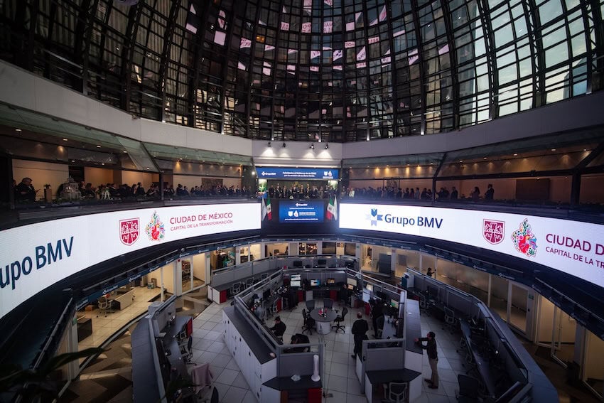 Las acciones mexicanas cierran un año exitoso, superando incluso a Wall Street.