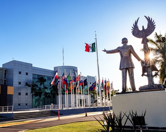 La UAS asegura acceso para todos los aspirantes con cobertura universal 2026-2027; advierte sobre fraudes y la importancia de fuentes oficiales.