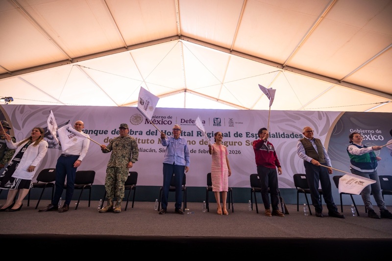 Sheinbaum inaugura en Culiacán un nuevo Hospital Regional del IMSS ante 30 mil asistentes