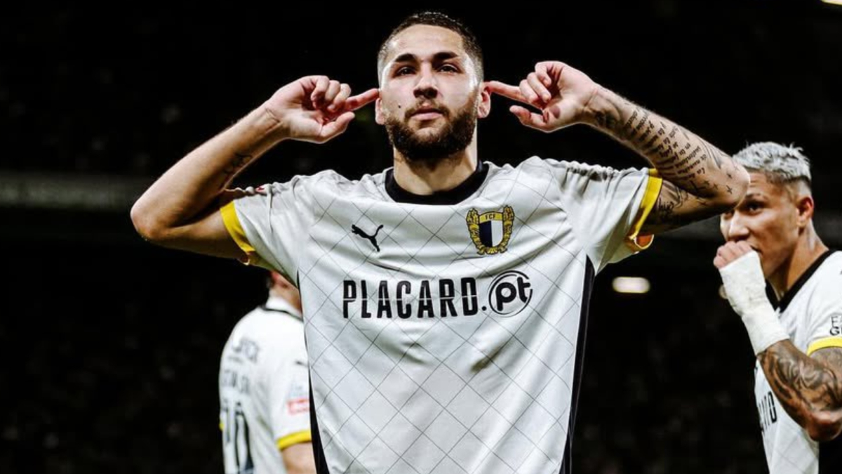 El ‘mirlo’ blanco que regresa con el equipo de moda de México