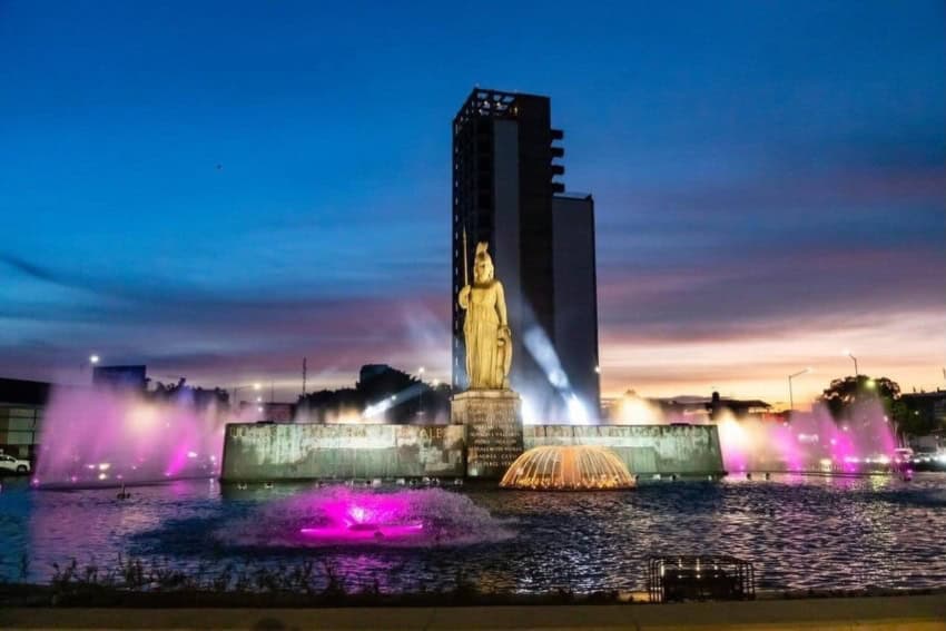 La nueva imagen de La Minerva en Guadalajara genera opiniones divididas.