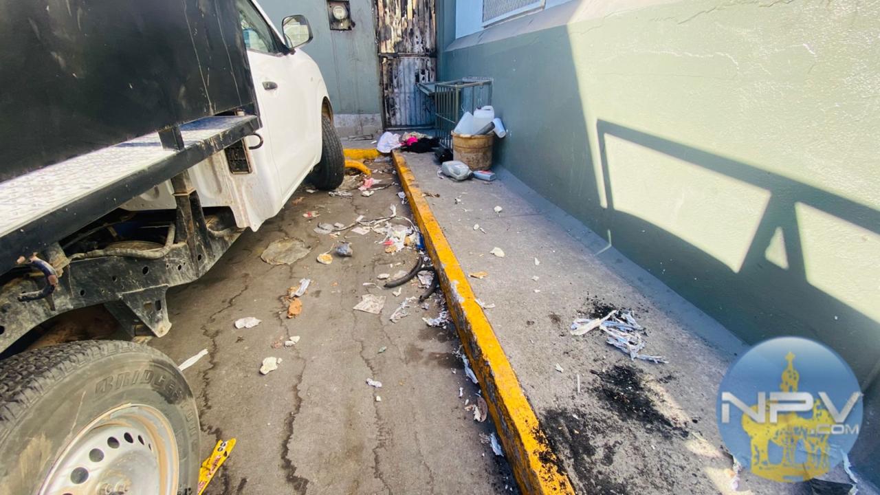 Locales de Oxxo demolidos se transforman en vertederos en Puerto Vallarta