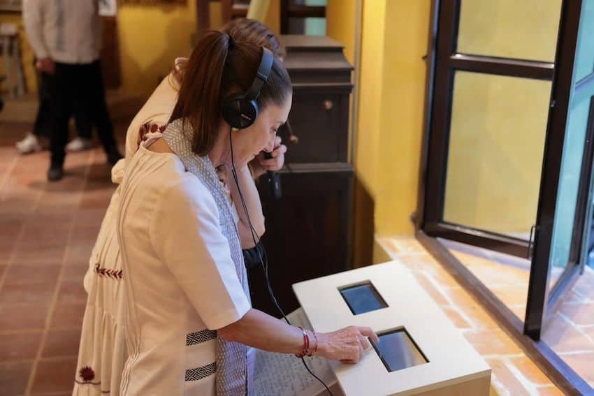 Resumen semanal de México: La reforma electoral se convierte en ley y un nuevo canciller asume el cargo