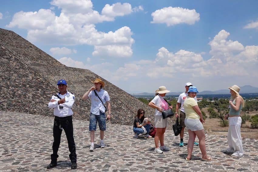 Resumen semanal de México: Tiroteo en Teotihuacán, operación encubierta de la CIA en Chihuahua y visita de la ONU